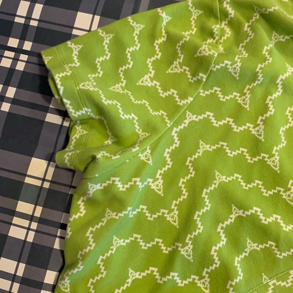 Kim Rogers’s Neon Summer Top - Picture 4 of 6